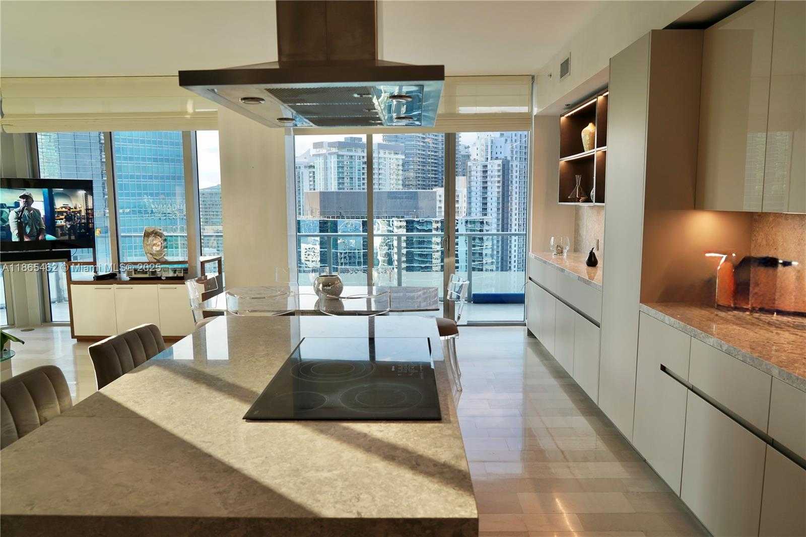 Small Image of 1300 BRICKELL BAY DR #3701, Miami Number 6