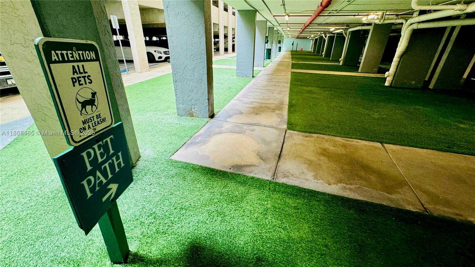 Small Image of 540 BRICKELL KEY DR #300, Miami Number 17