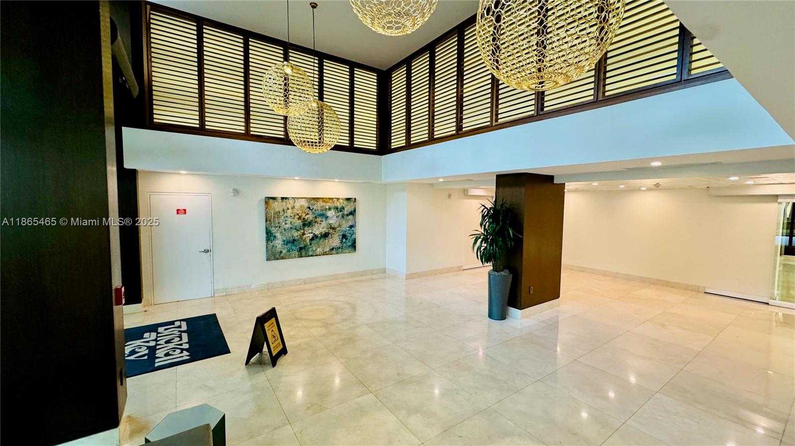 Small Image of 540 BRICKELL KEY DR #300, Miami Number 20