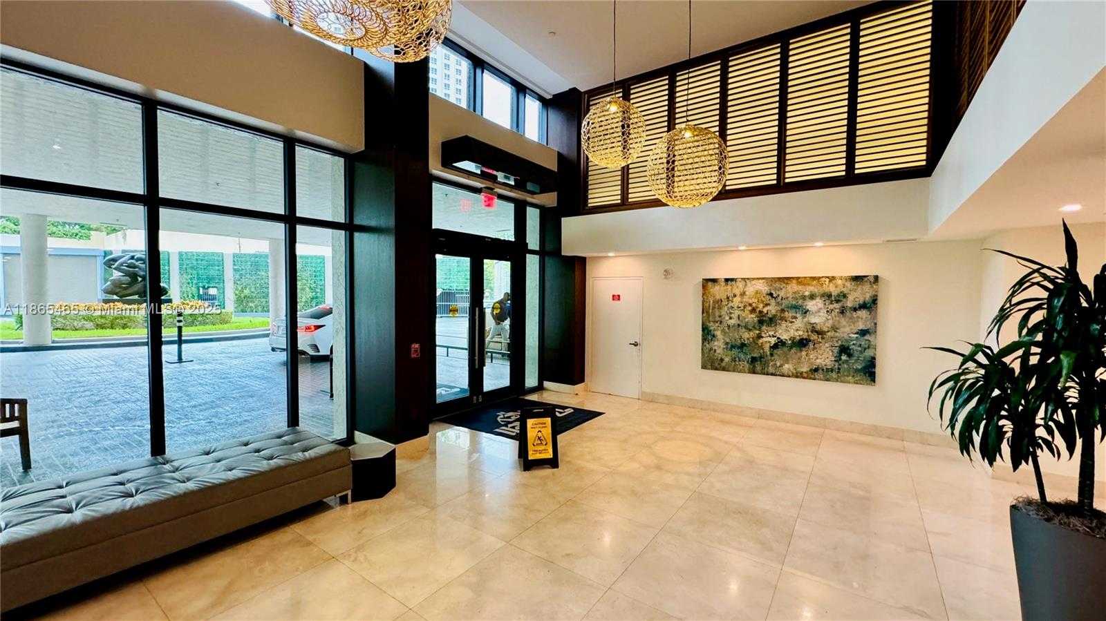 Small Image of 540 BRICKELL KEY DR #300, Miami Number 21