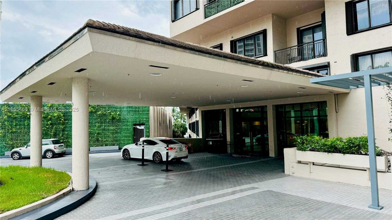 Small Image of 540 BRICKELL KEY DR #300, Miami Number 23