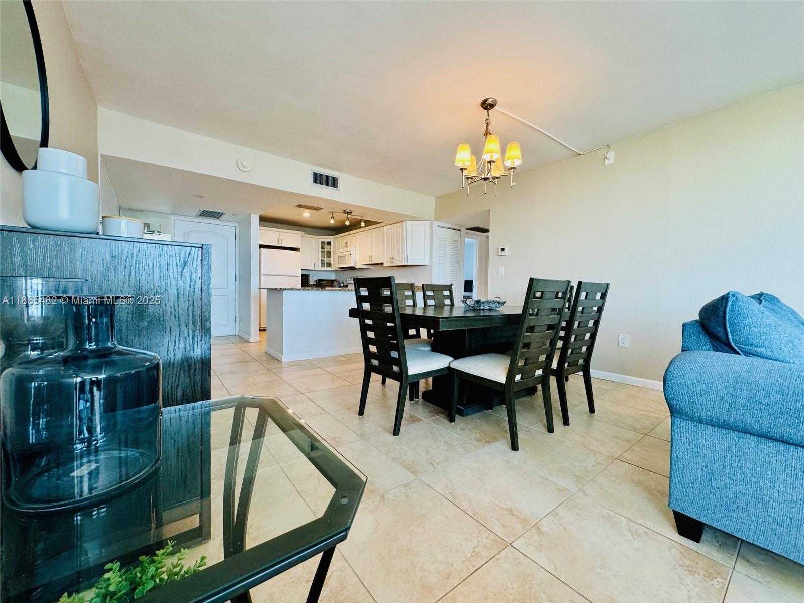 Small Image of 3675 NORTH COUNTRY CLUB DR #2603, Aventura Number 30