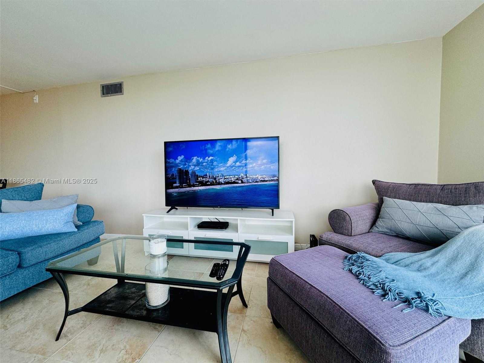 Small Image of 3675 NORTH COUNTRY CLUB DR #2603, Aventura Number 31