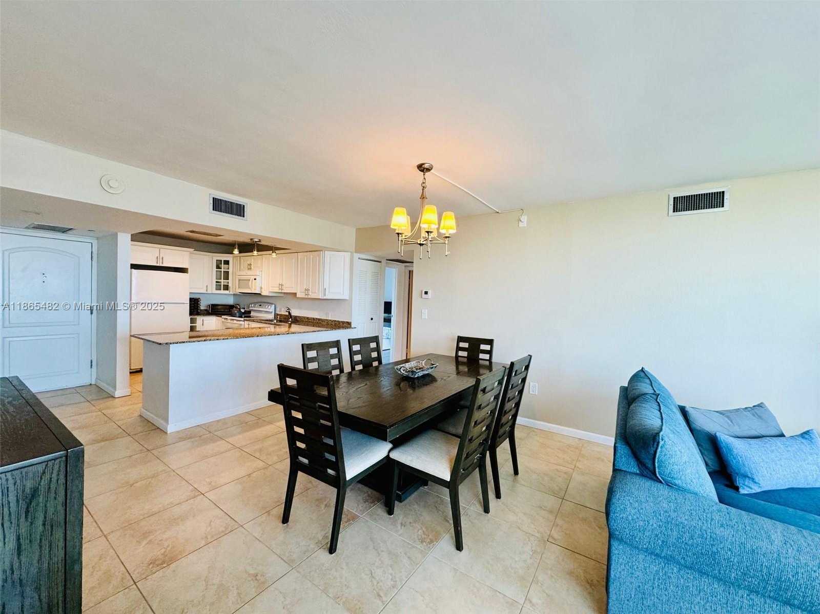 Small Image of 3675 NORTH COUNTRY CLUB DR #2603, Aventura Number 5