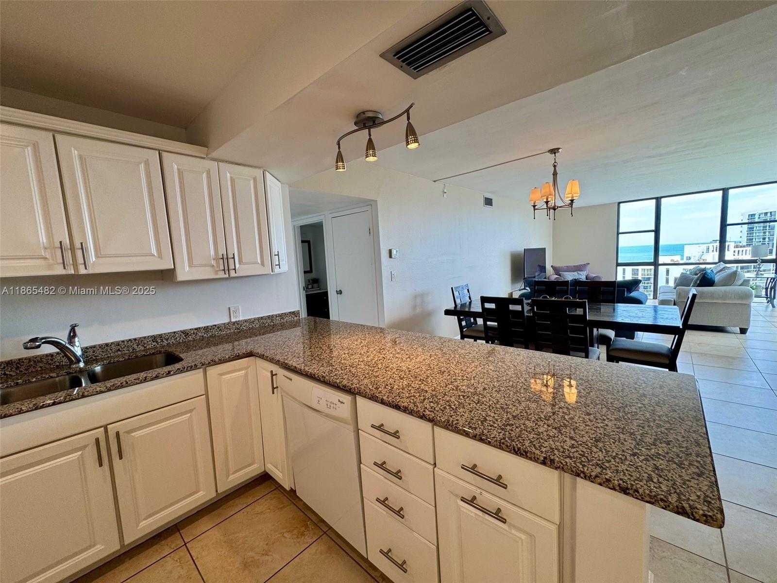 Small Image of 3675 NORTH COUNTRY CLUB DR #2603, Aventura Number 62