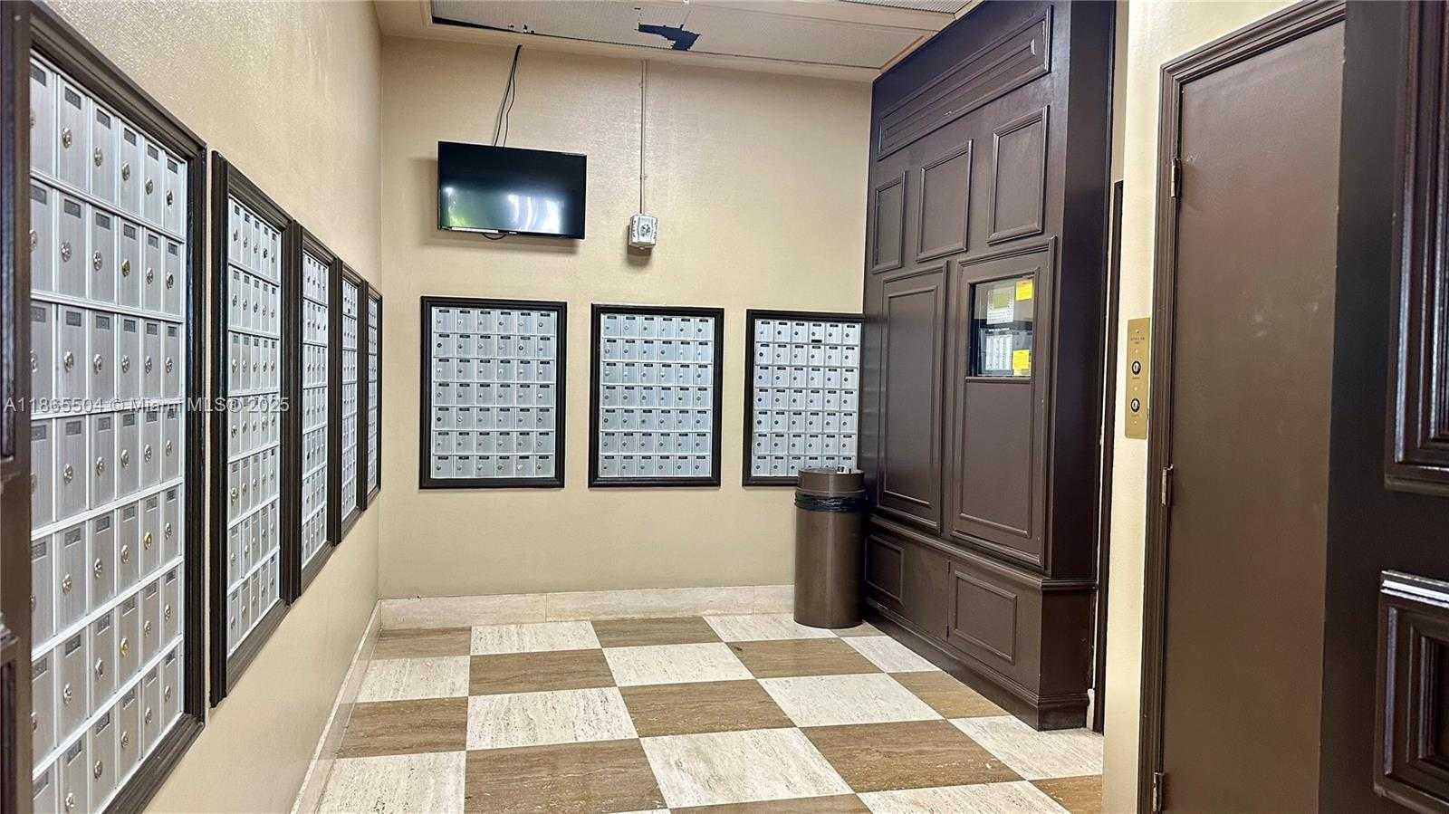 Small Image of 2030 SOUTH OCEAN DR #1022, Hallandale Beach Number 28