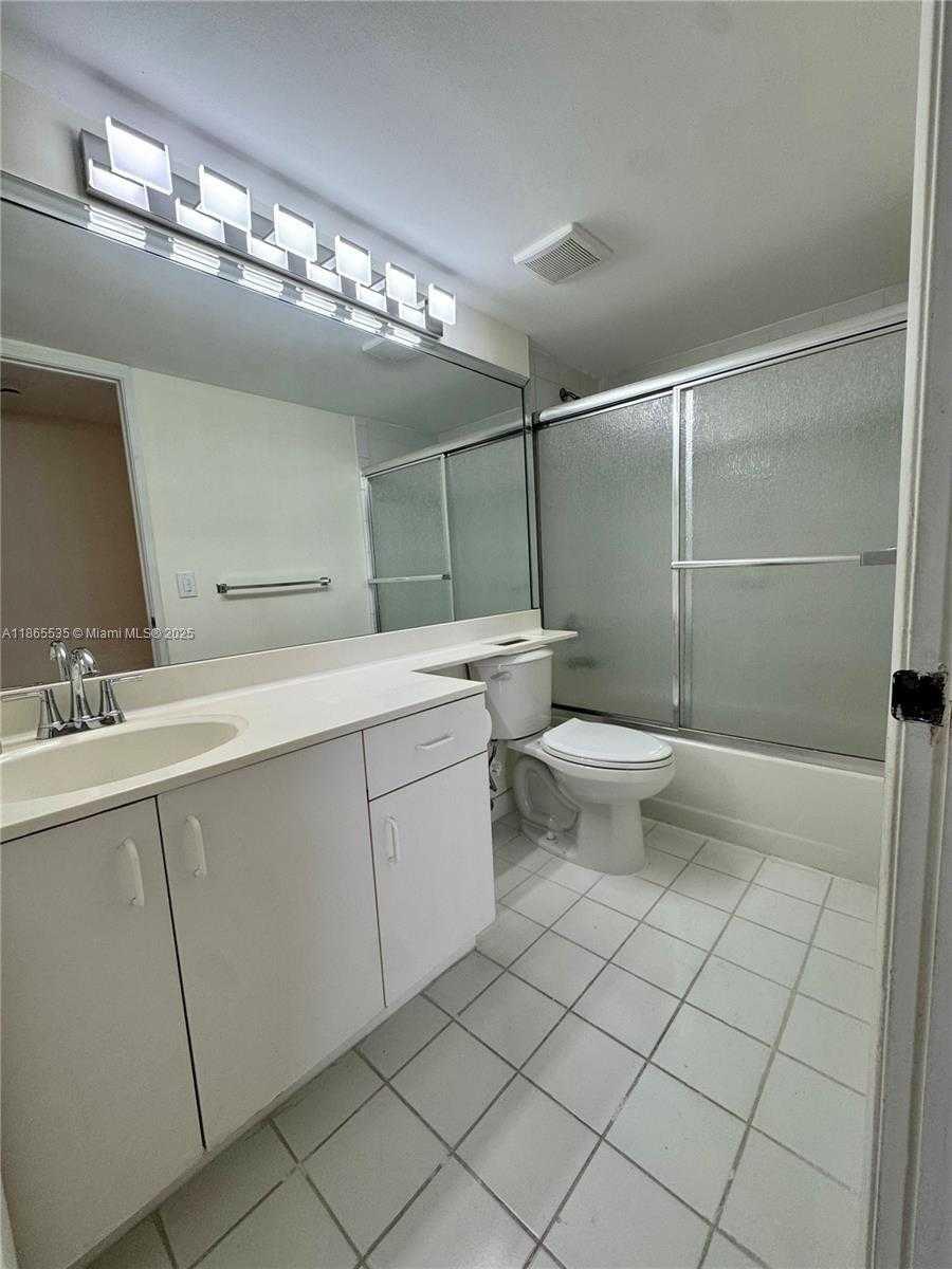 Small Image of 3300 NORTH EAST 191ST ST #1106, Aventura Number 15