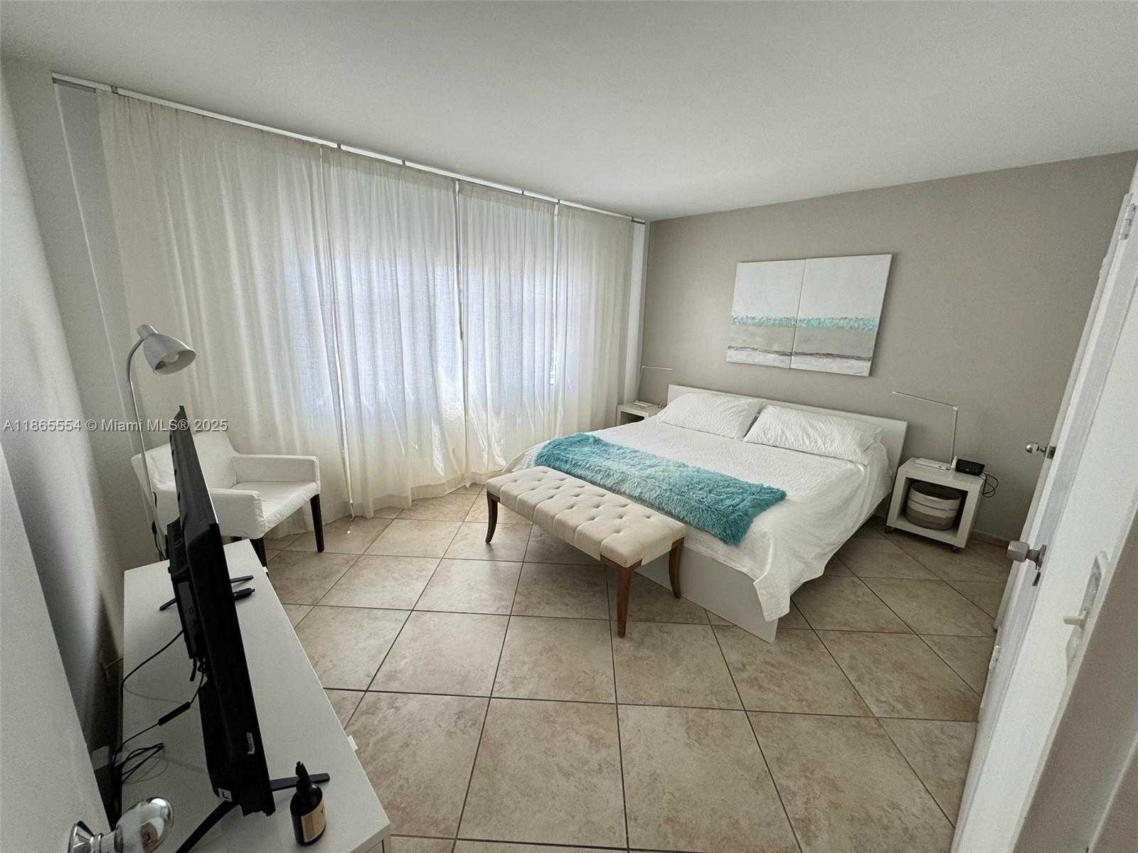 Small Image of 9195 COLLINS AVE #414, Surfside Number 22