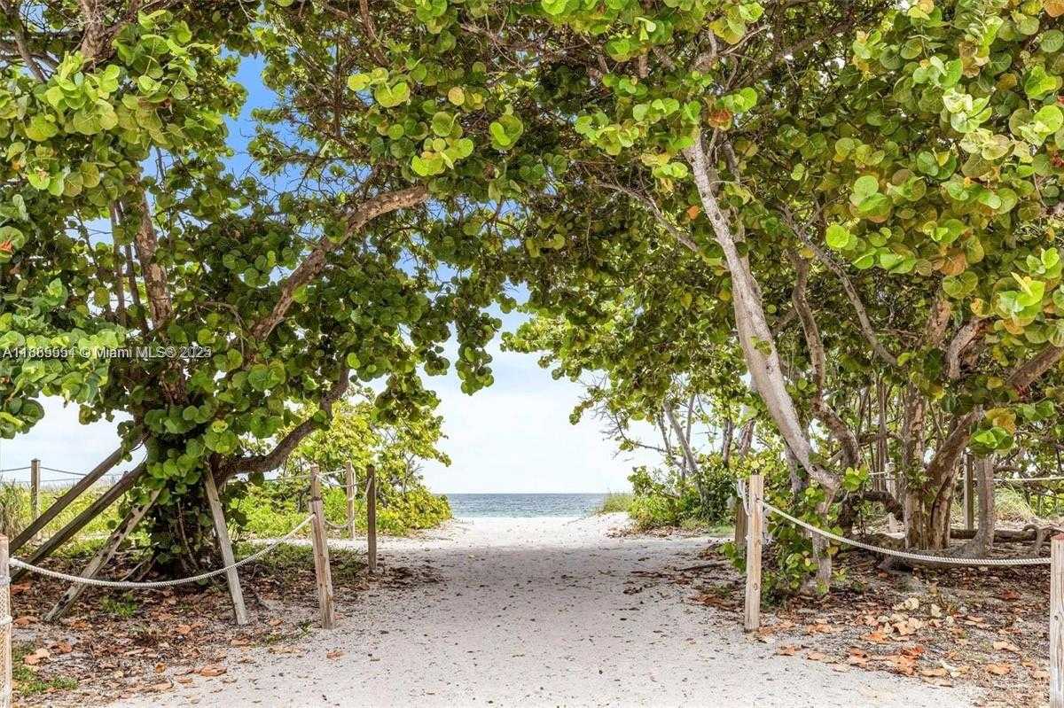 Small Image of 9195 COLLINS AVE #414, Surfside Number 4