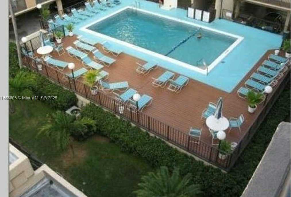 Small Image of 201 178TH DR #520, Sunny Isles Beach Number 8