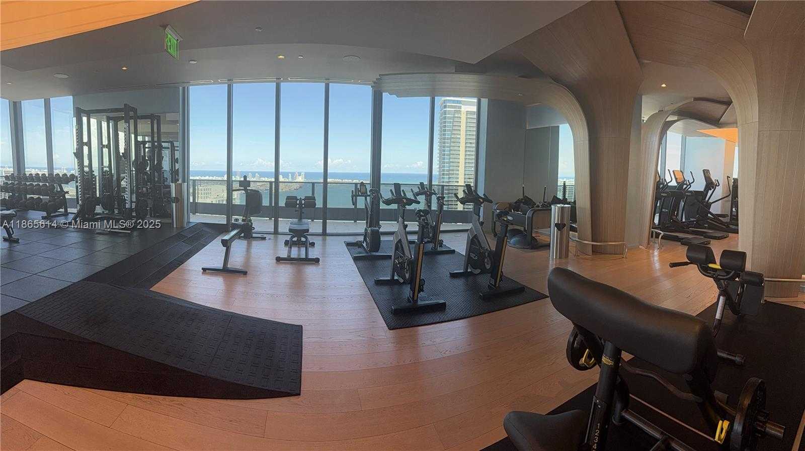 Small Image of 1000 BRICKELL PLZ #4803, Miami Number 26