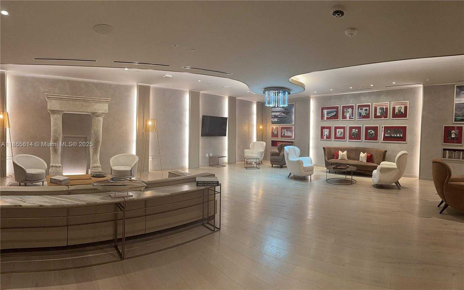 Small Image of 1000 BRICKELL PLZ #4803, Miami Number 27
