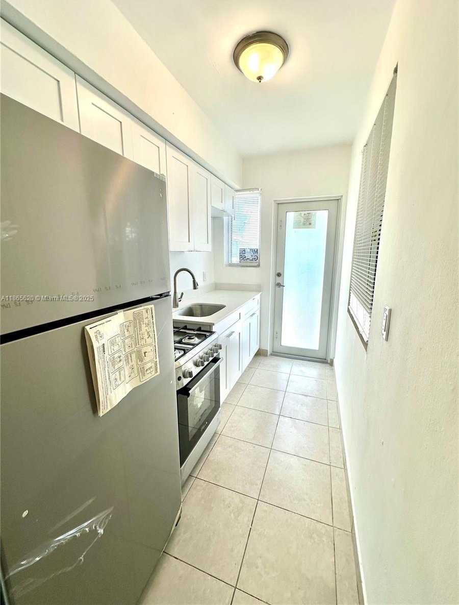 Small Image of 800 85TH ST #816, Miami Beach Number 5