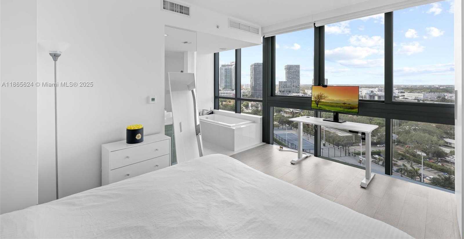 Small Image of 650 NORTH EAST 32ND ST #1708, Miami Number 23