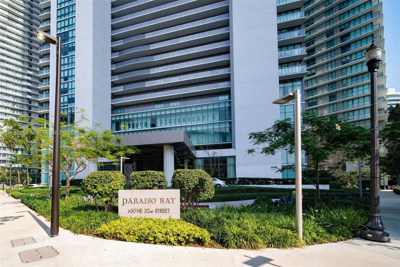 Small Image of 650 NORTH EAST 32ND ST #1708, Miami Number 34