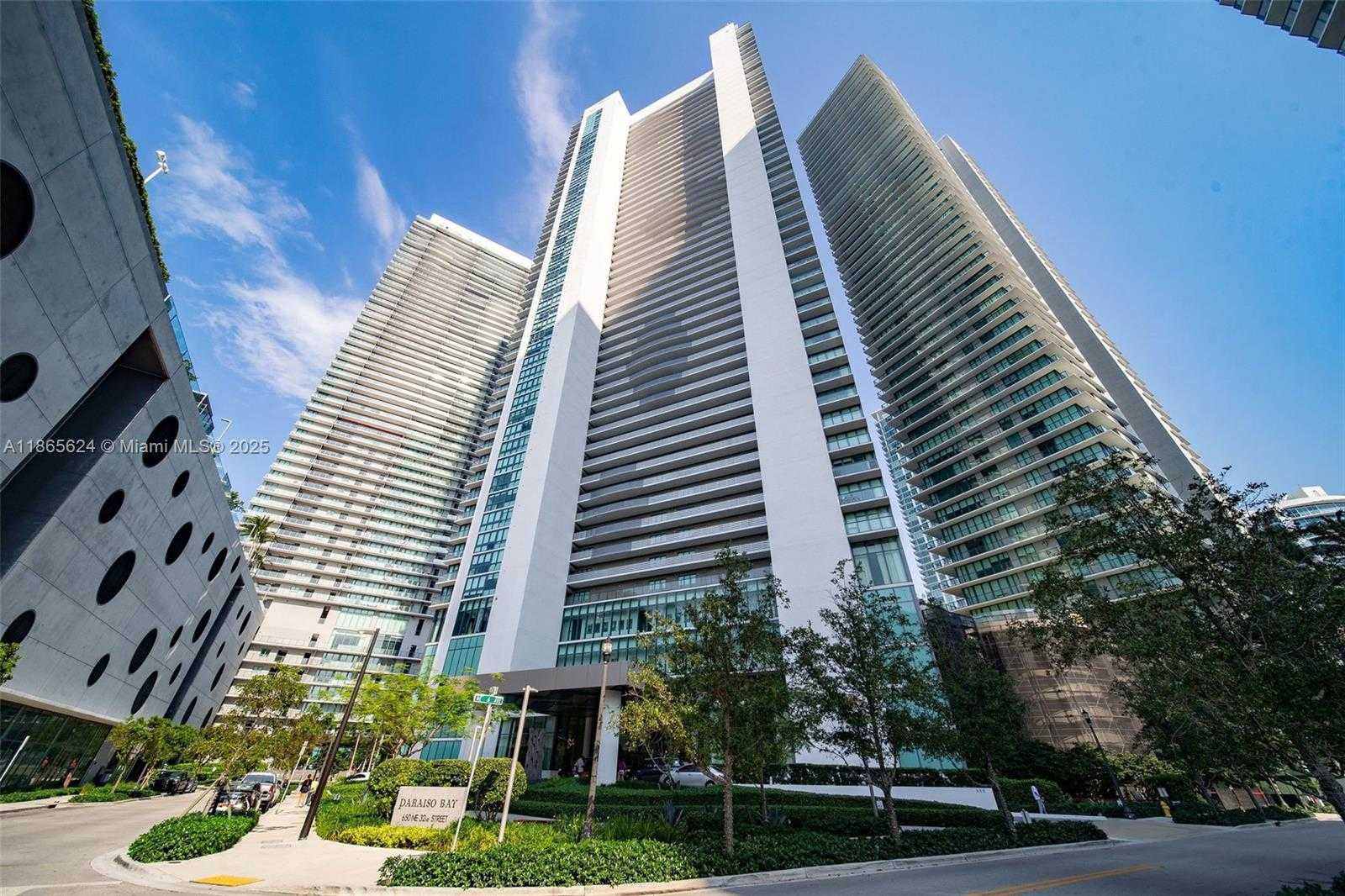 Small Image of 650 NORTH EAST 32ND ST #1708, Miami Number 35