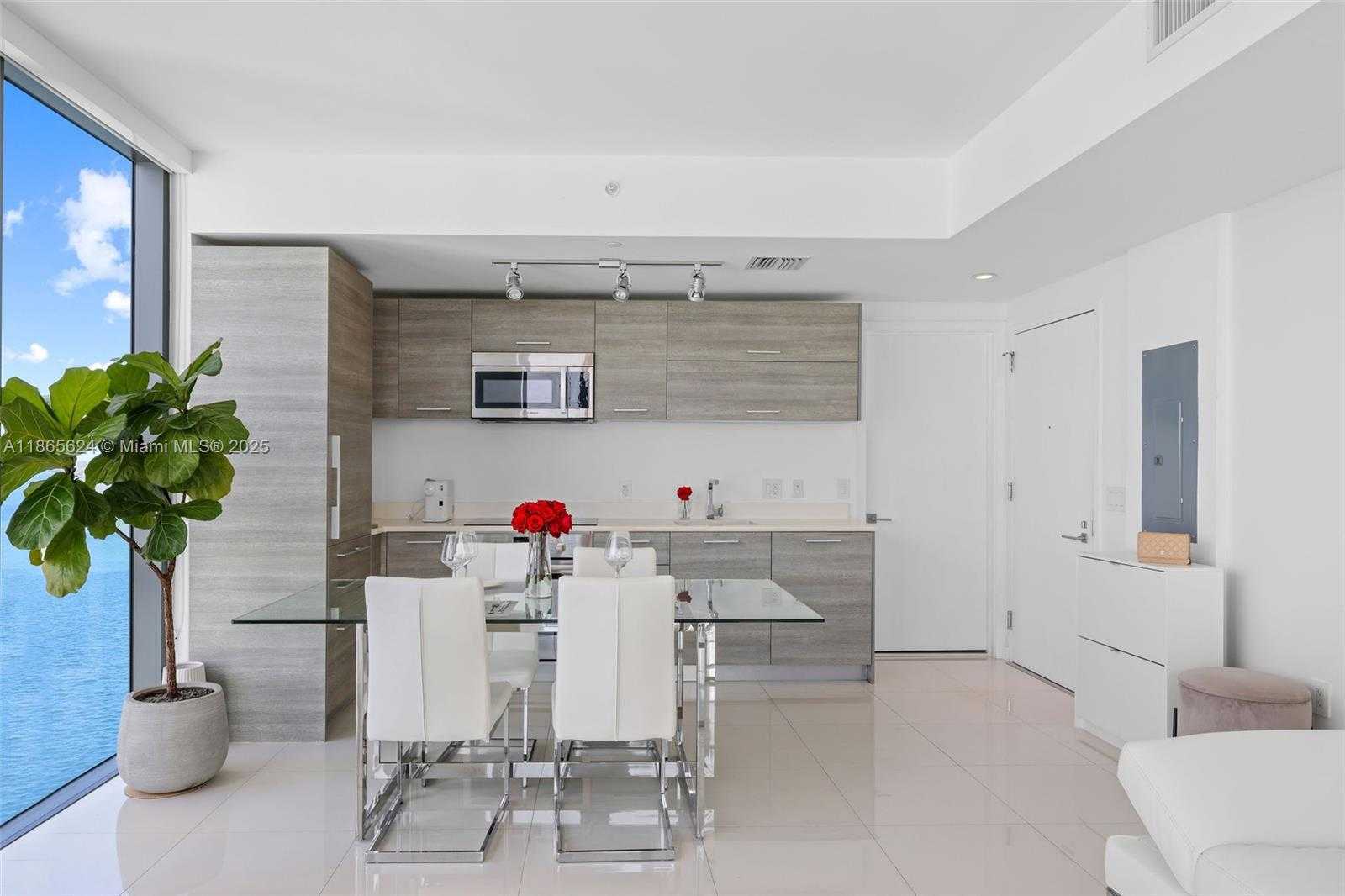 Small Image of 650 NORTH EAST 32ND ST #1708, Miami Number 5
