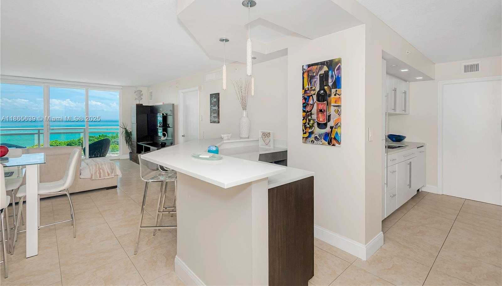 Small Image of 6917 COLLINS AVE #511, Miami Beach Number 14