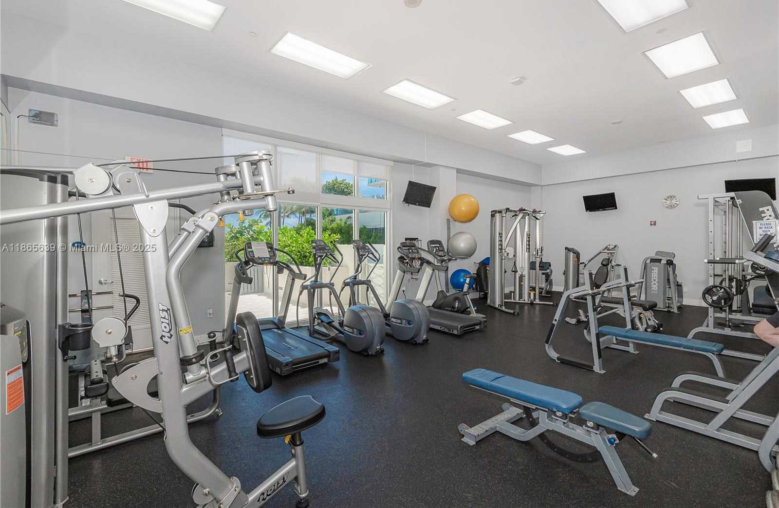 Small Image of 6917 COLLINS AVE #511, Miami Beach Number 24