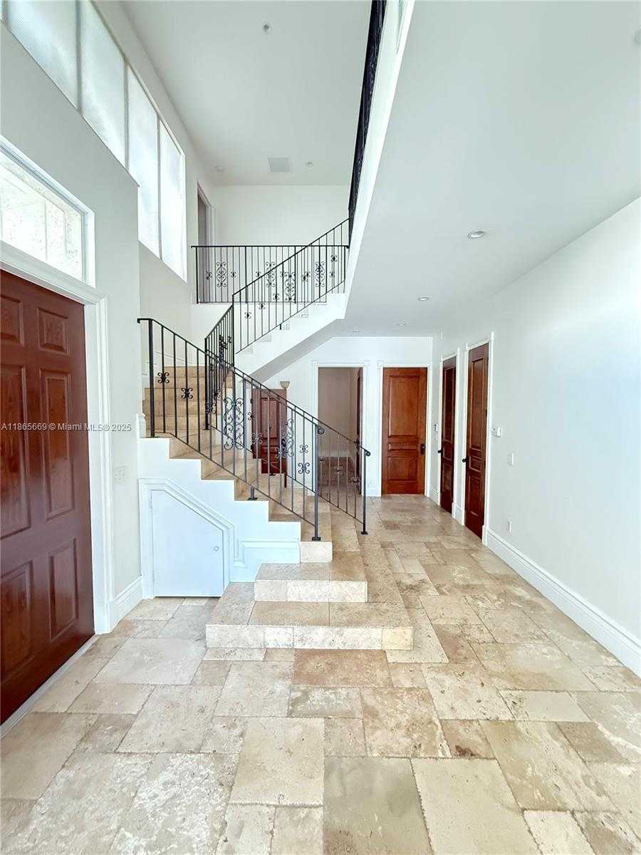 Small Image of 1420 WEST 21ST ST, Miami Beach Number 15