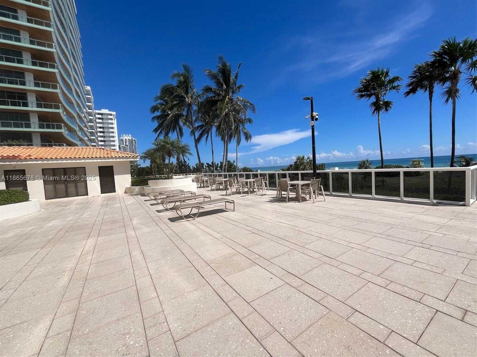 Small Image of 5757 COLLINS AVE #602, Miami Beach Number 21