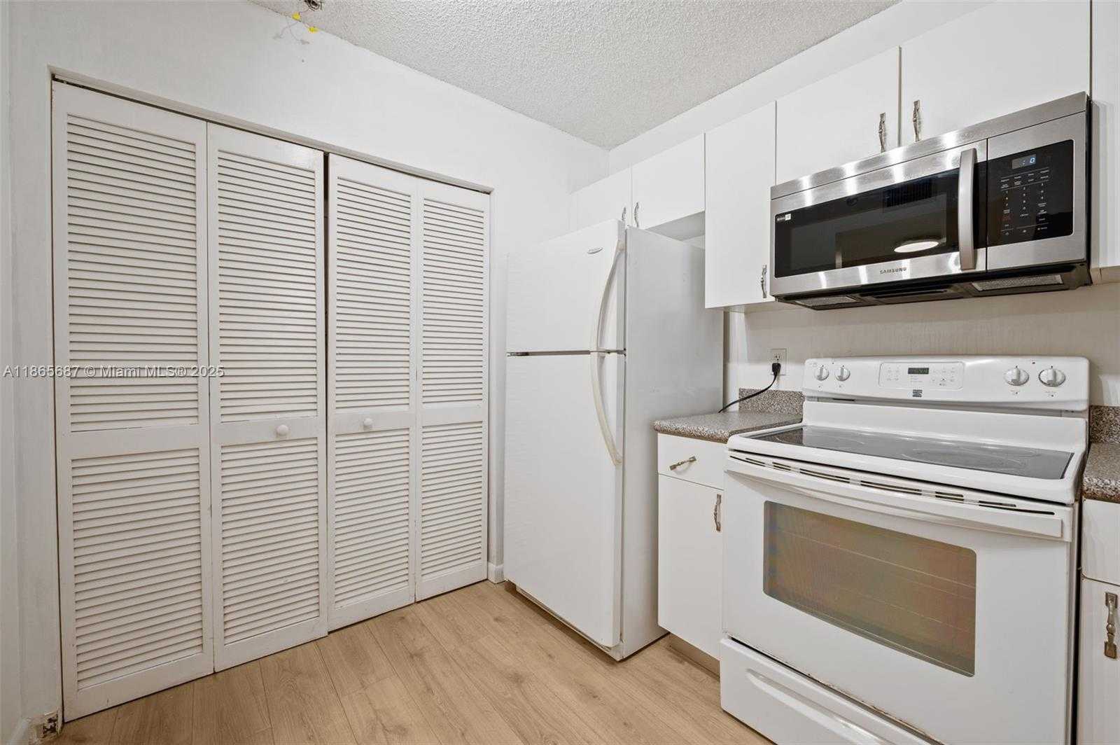 Small Image of 8900 COLLINS AVE #203, Surfside Number 11