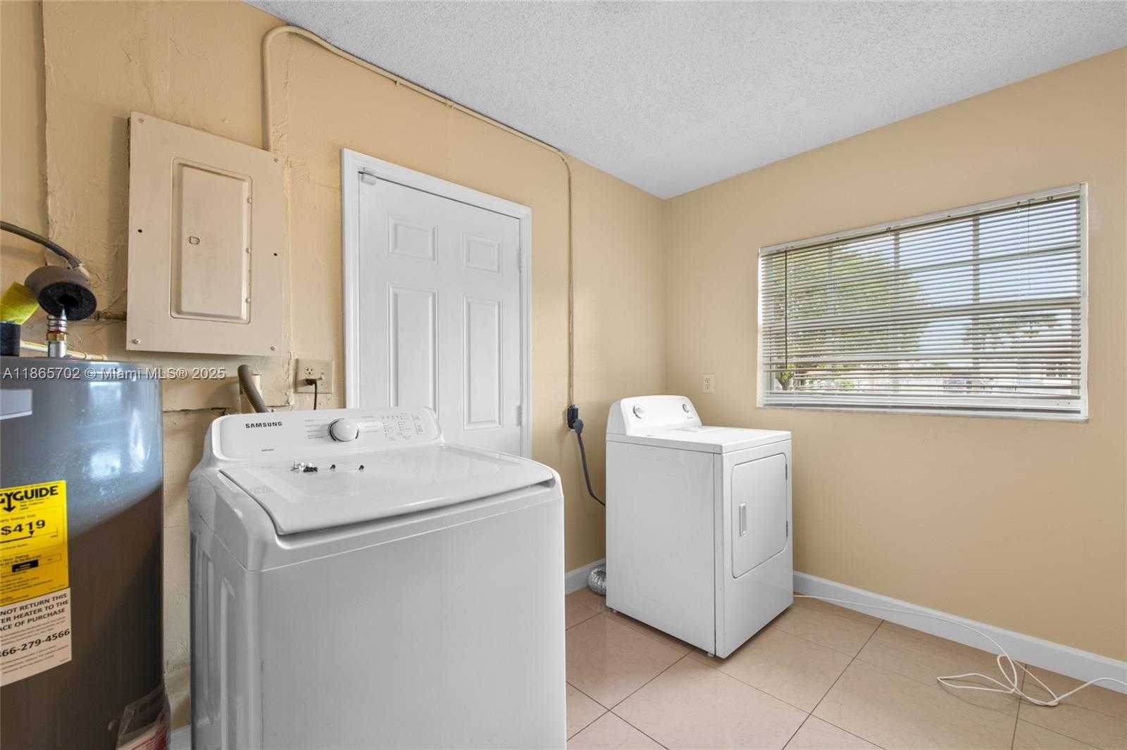 Small Image of 22420 SOUTH WEST 113TH CT, Miami Number 11