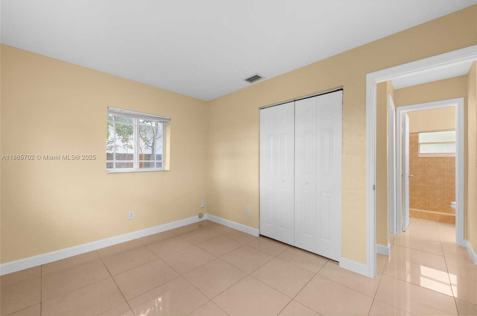 Small Image of 22420 SOUTH WEST 113TH CT, Miami Number 13