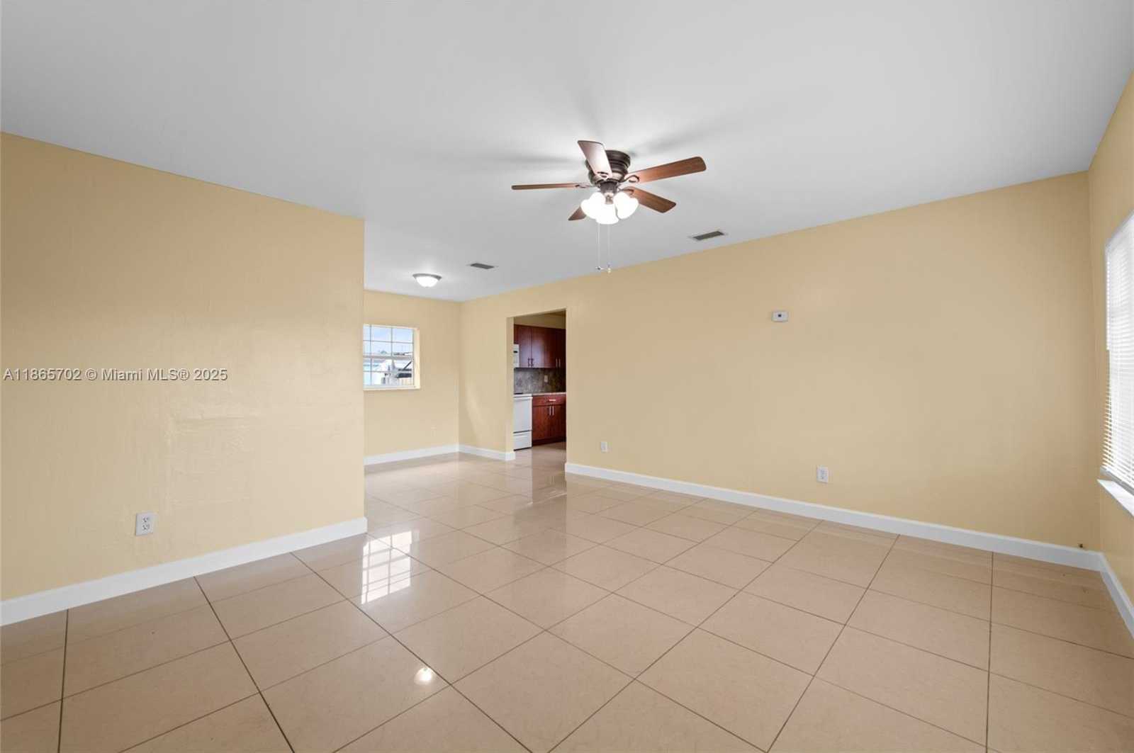 Small Image of 22420 SOUTH WEST 113TH CT, Miami Number 5
