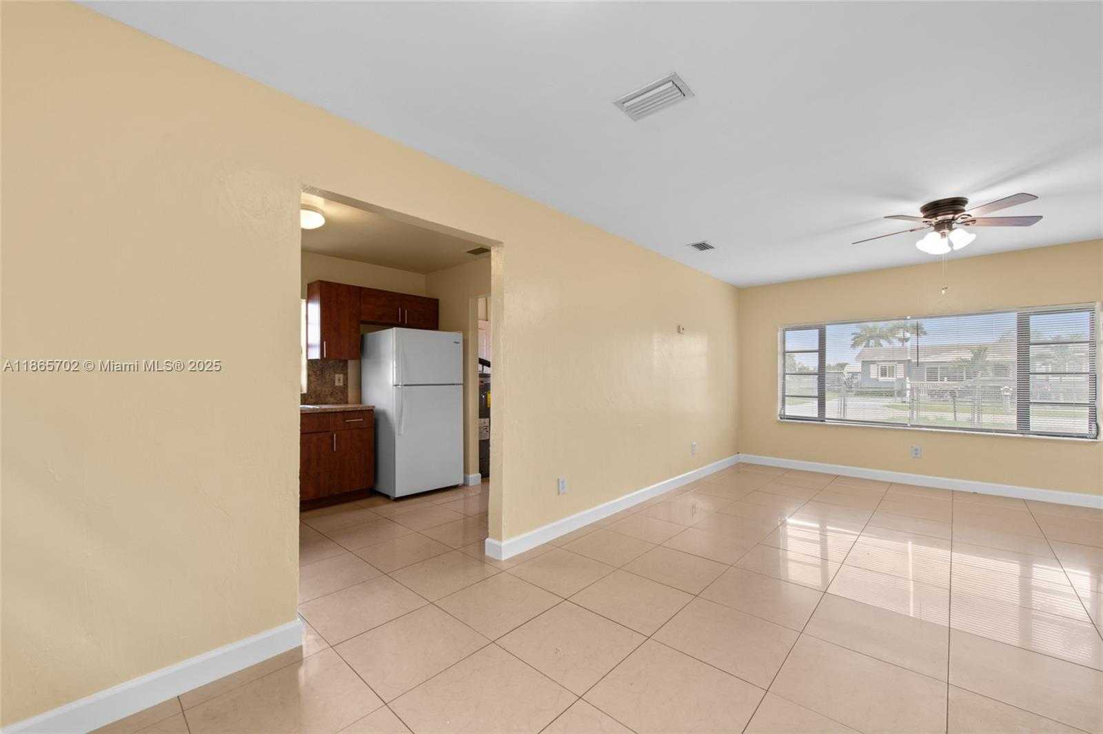 Small Image of 22420 SOUTH WEST 113TH CT, Miami Number 8