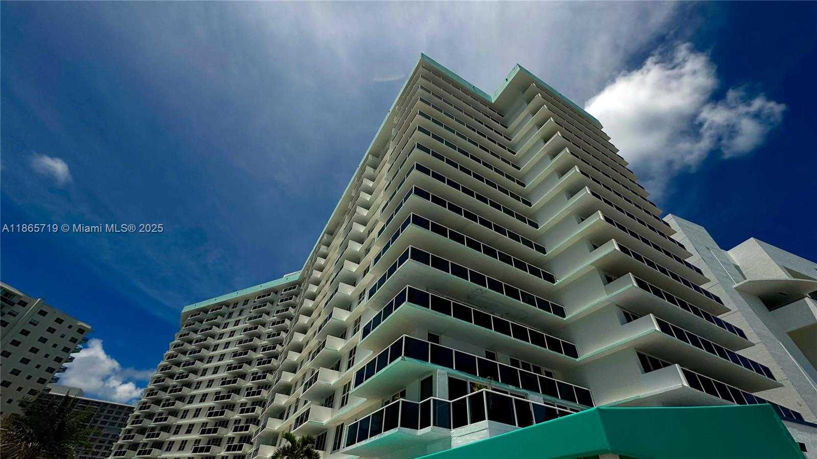 Small Image of 3725 SOUTH OCEAN DR #403, Hollywood Number 18
