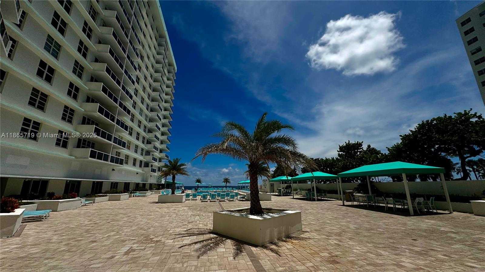Small Image of 3725 SOUTH OCEAN DR #403, Hollywood Number 19