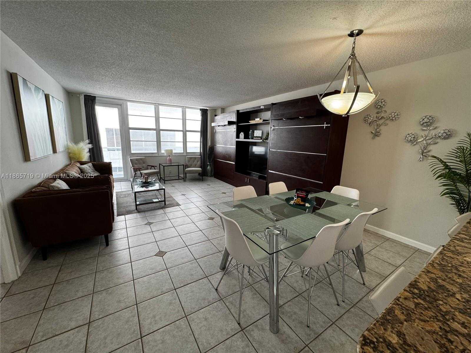 Small Image of 3725 SOUTH OCEAN DR #403, Hollywood Number 2