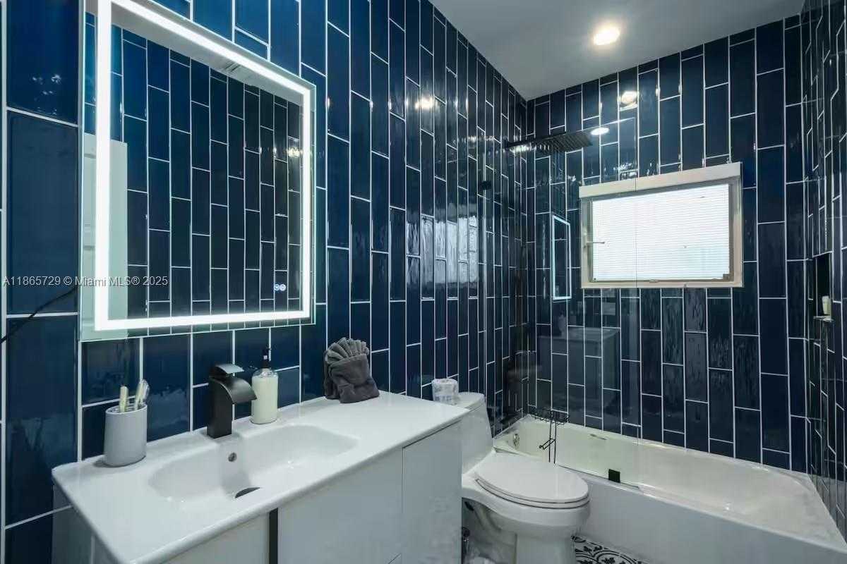 Small Image of 2827 SOUTH INDIAN RIVER DR #., Fort Pierce Number 40