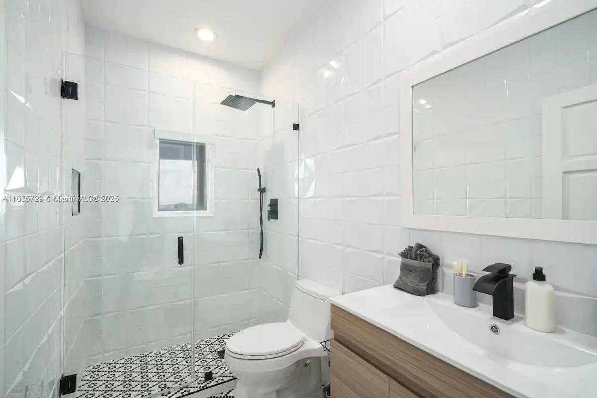 Small Image of 2827 SOUTH INDIAN RIVER DR #., Fort Pierce Number 48