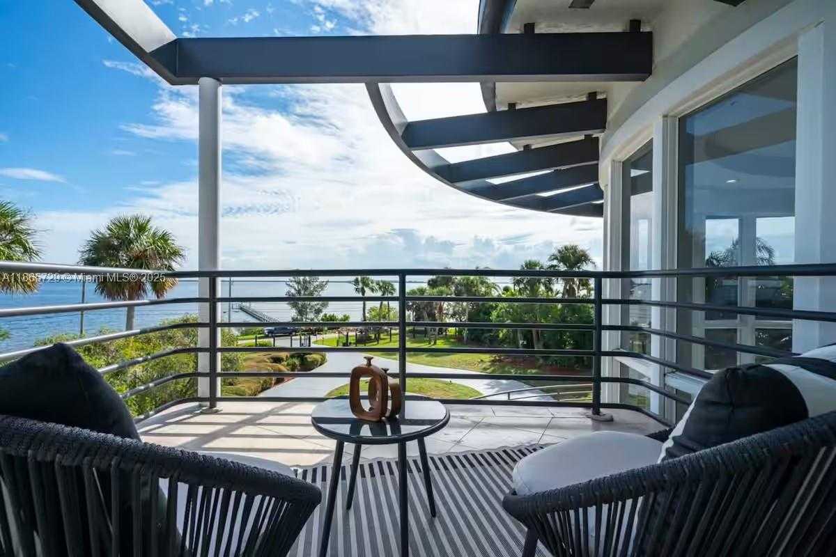 Small Image of 2827 SOUTH INDIAN RIVER DR #., Fort Pierce Number 69