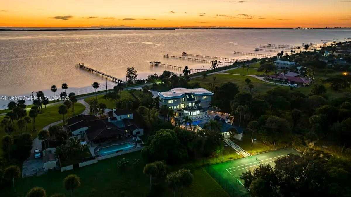 Small Image of 2827 SOUTH INDIAN RIVER DR #., Fort Pierce Number 82