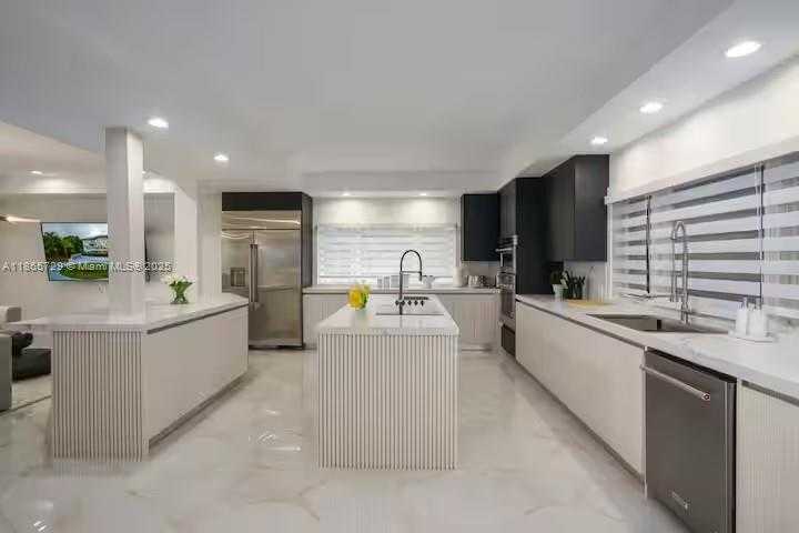 Small Image of 2827 SOUTH INDIAN RIVER DR #., Fort Pierce Number 9