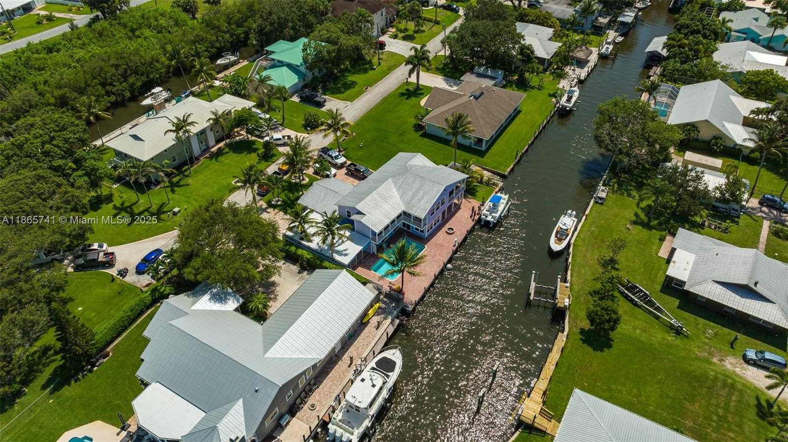 Small Image of 474 PENINSULA DR, Fort Pierce Number 12