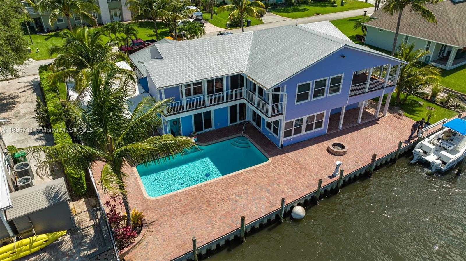 Small Image of 474 PENINSULA DR, Fort Pierce Number 16