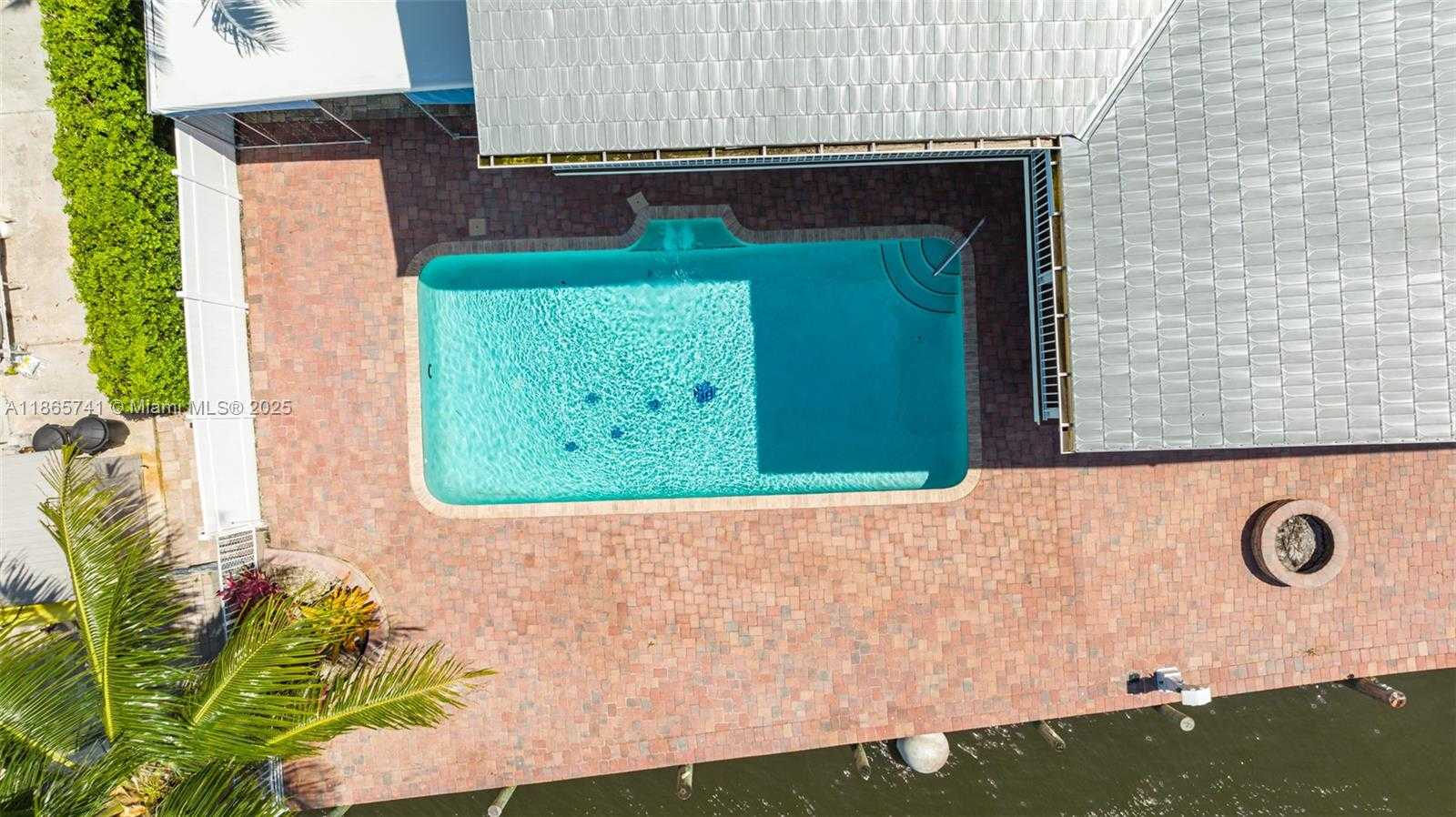 Small Image of 474 PENINSULA DR, Fort Pierce Number 17