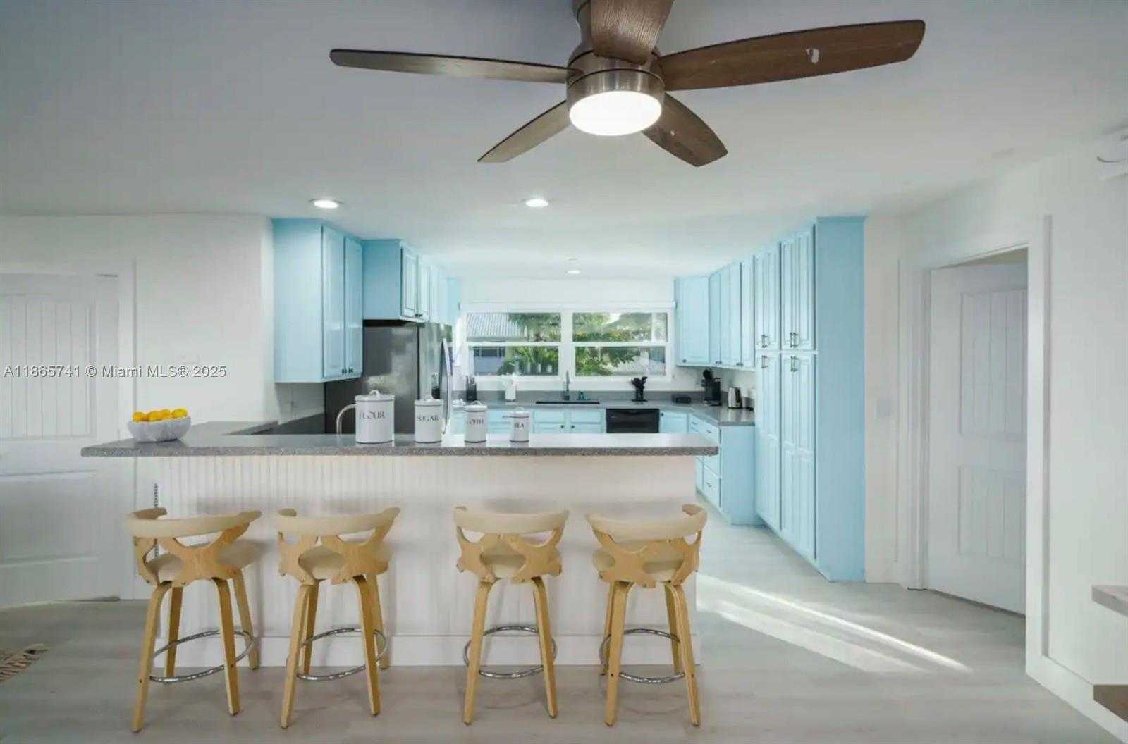 Small Image of 474 PENINSULA DR, Fort Pierce Number 3