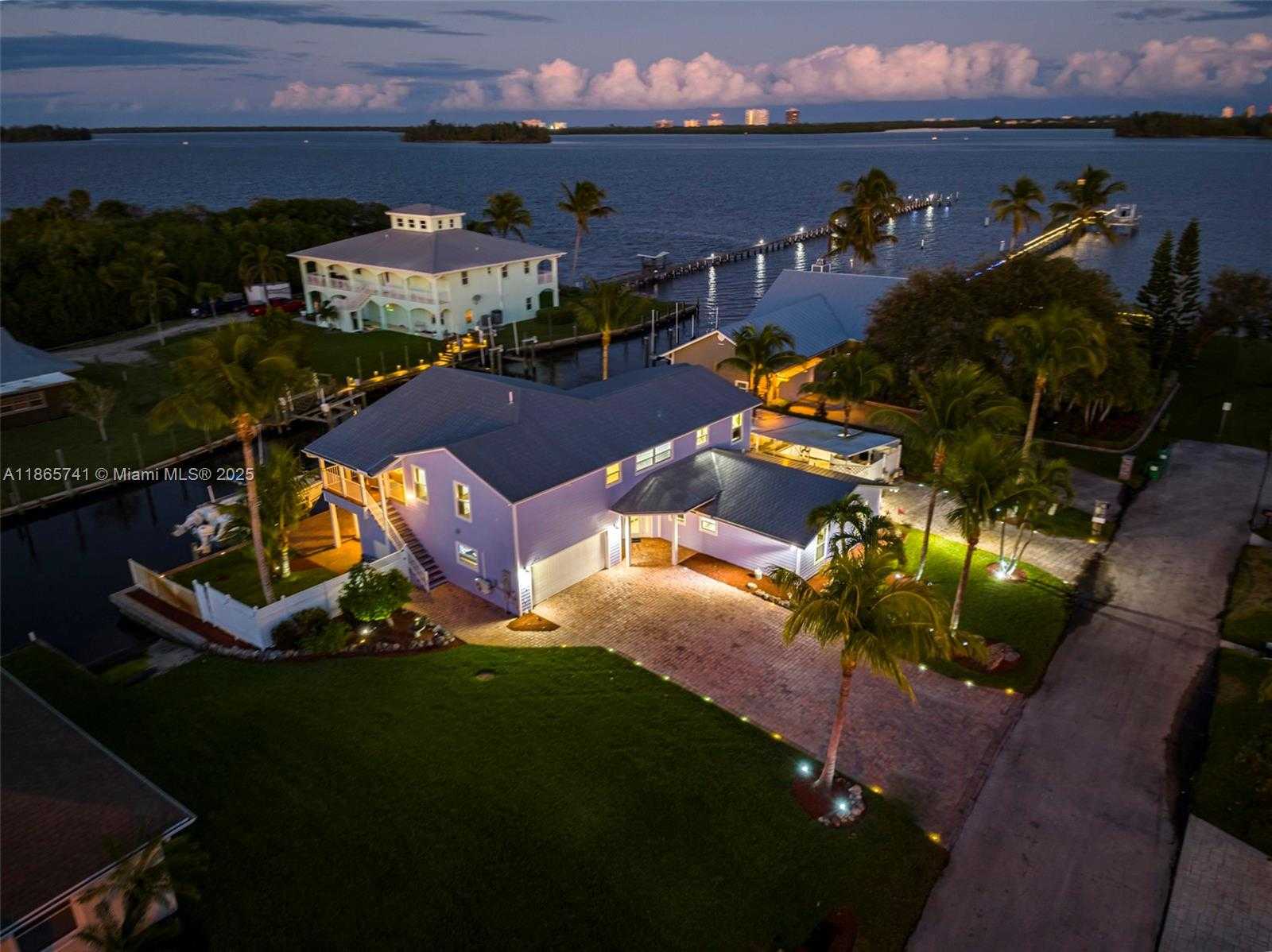 Small Image of 474 PENINSULA DR, Fort Pierce Number 8