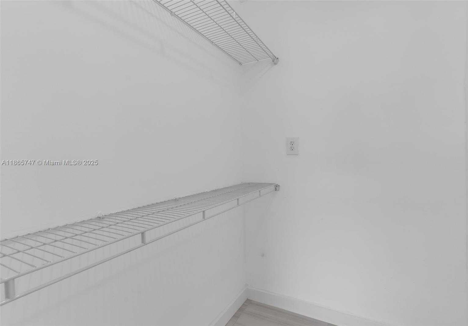 Small Image of 1282 NORTH WEST 55TH TER, Miami Number 14