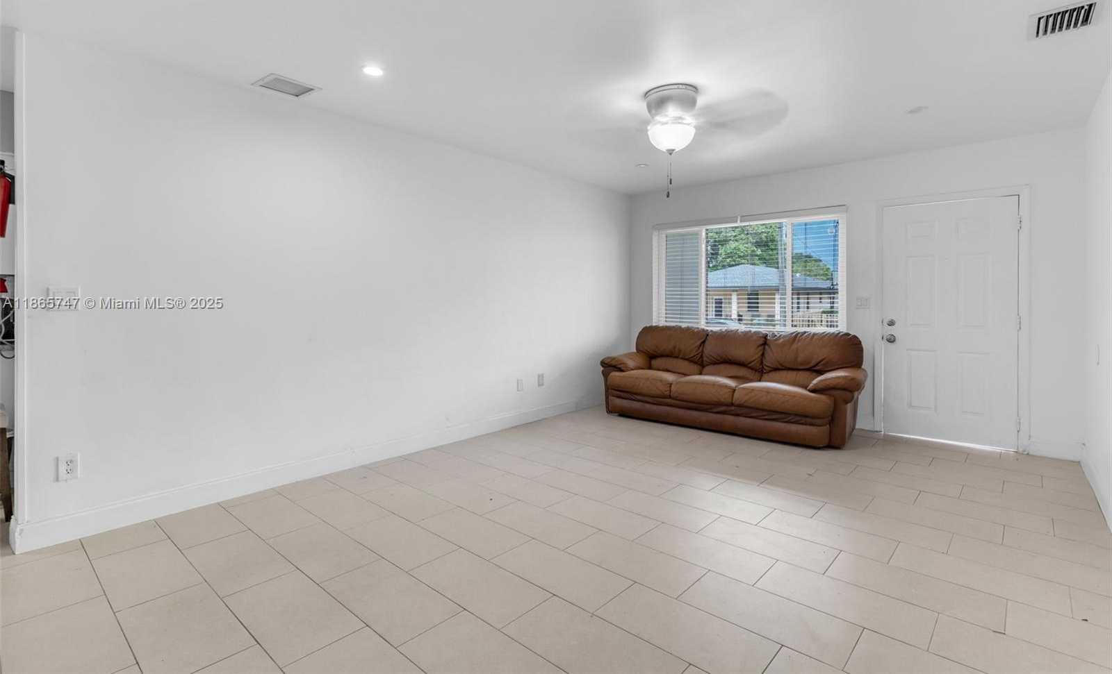 Small Image of 1282 NORTH WEST 55TH TER, Miami Number 4
