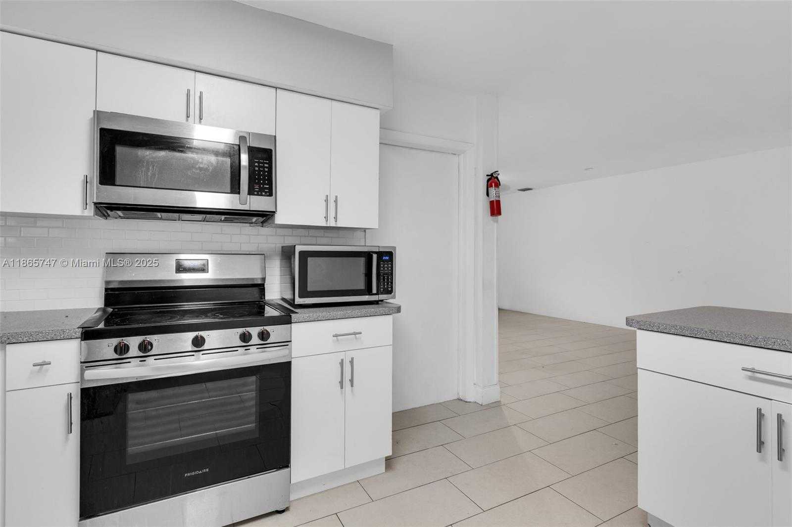 Small Image of 1282 NORTH WEST 55TH TER, Miami Number 8