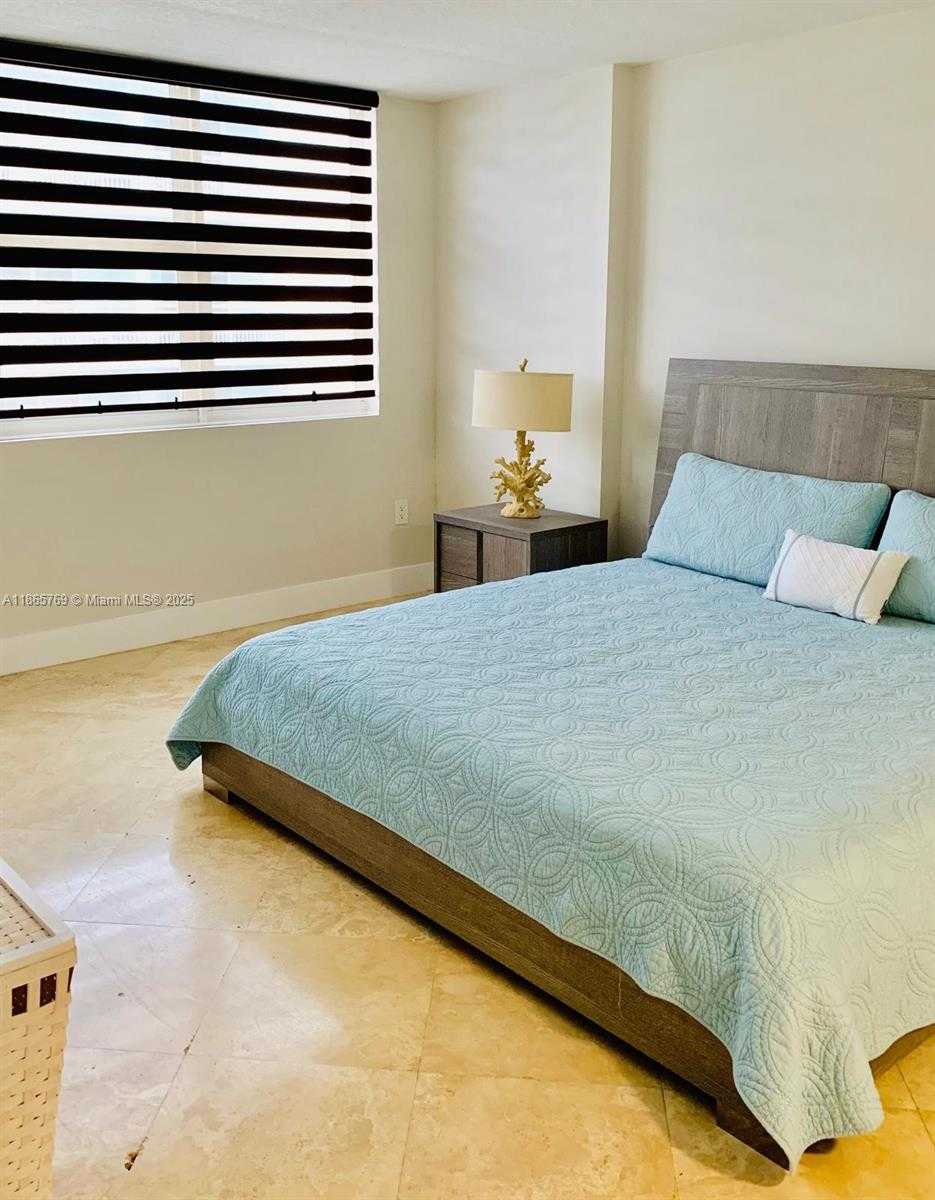 Small Image of 6917 COLLINS AVE #1510, Miami Beach Number 6