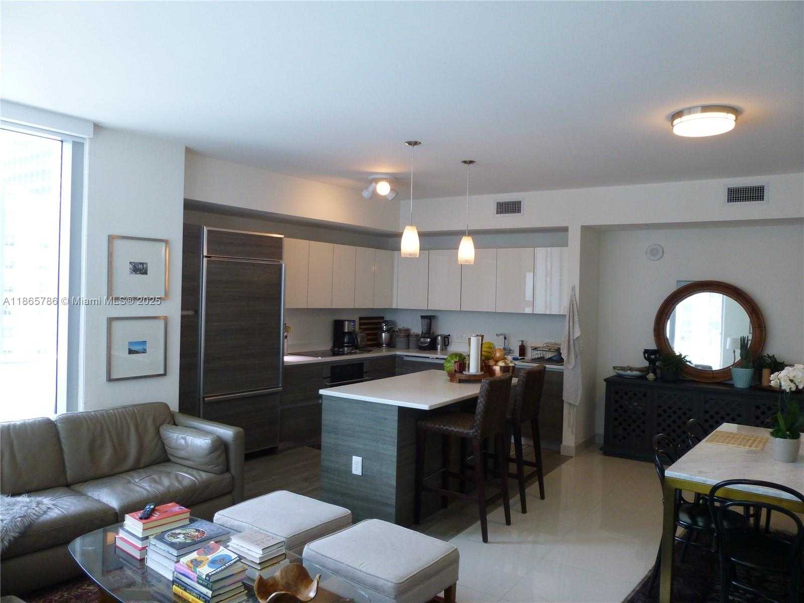 Small Image of 1100 SOUTH MIAMI AVE #2101, Miami Number 4