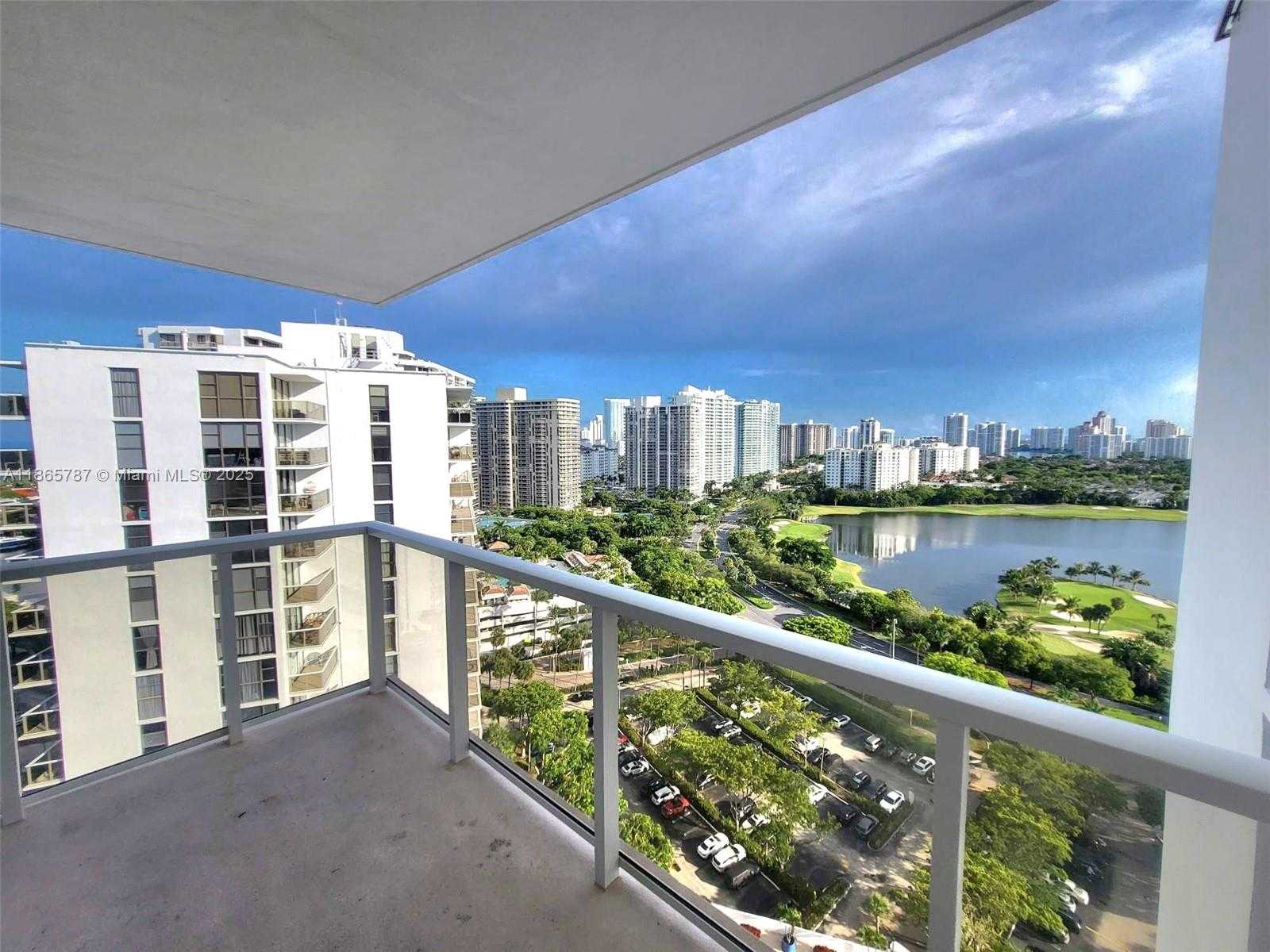 Small Image of 3701 NORTH COUNTRY CLUB DR #2203, Aventura Number 11
