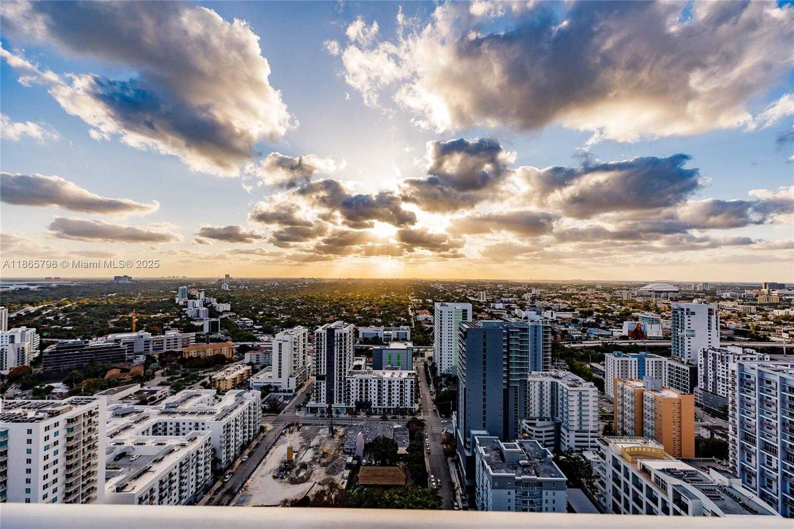 Small Image of 1111 SOUTH WEST 1ST AVE #3425-N, Miami Number 22